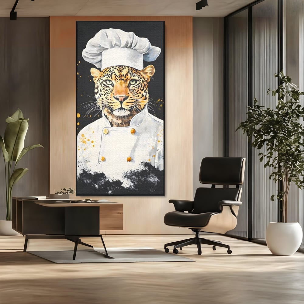 Tablou canvas cu tablou canvas cu leopard bucatar, in rama de aluminiu negru, pe perete intr-un birou
